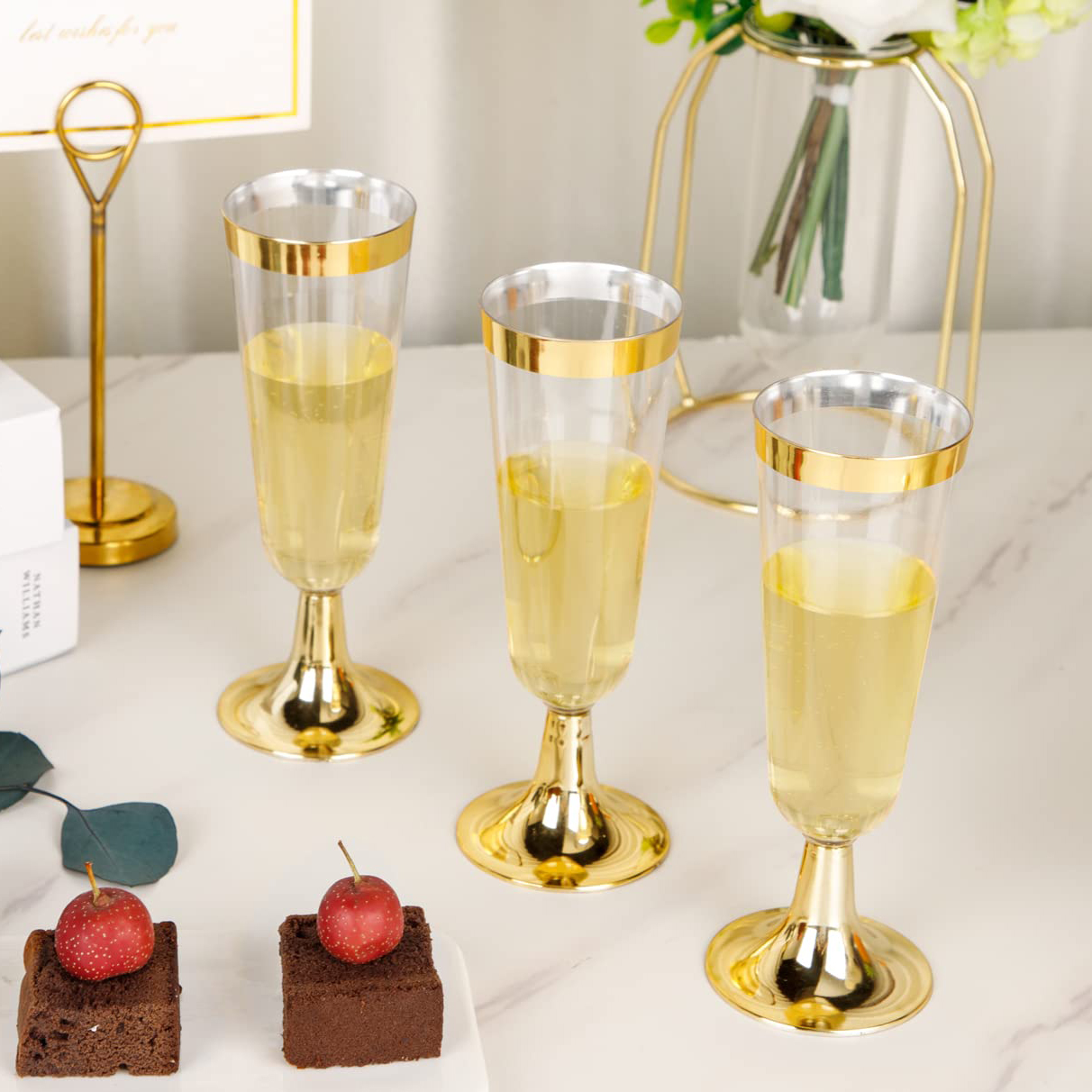 Champagne Flute Pair - 50 個 5 オンス使い捨てワインカップパーティープラスチックシャンパンフルートカクテルイチゴ乾杯グラス結婚式バーパーティーキャンプ用