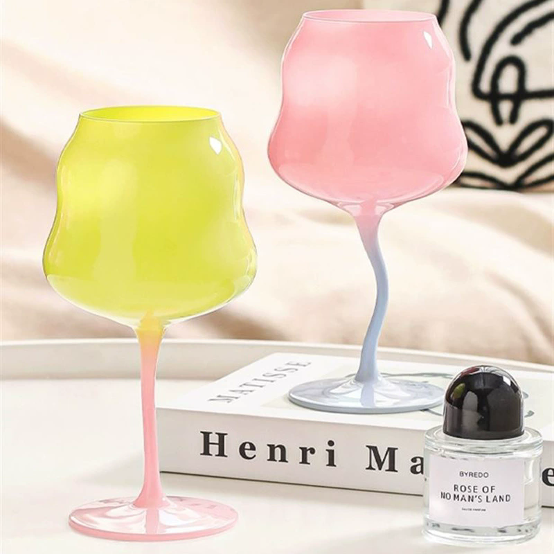 2個入り キャンディカラーのハイフットグラス ヨーロピアンワ - Wine Beer Foot のレビューと価格