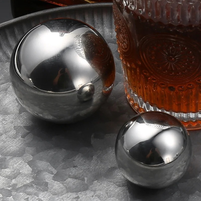 1個入り 再利用可能 ステンレス製 アイスキューブ 丸型 ウ - Whiskey Stone Set のレビューと価格