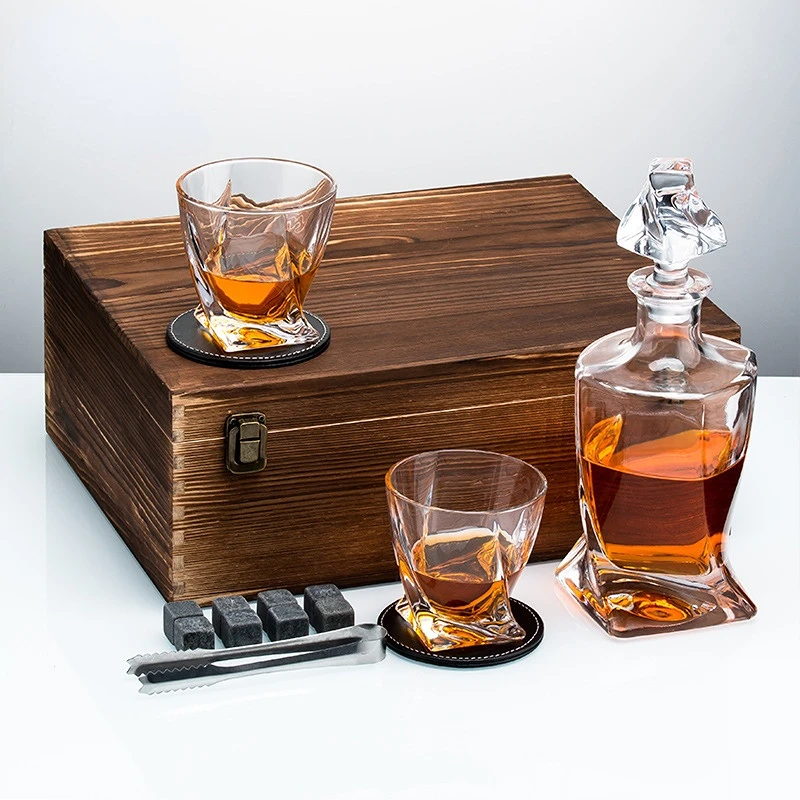 ウイスキーデキャンタとストーンギフトセット（男性向け）-クリ - Whiskey Stone Set のレビューと価格